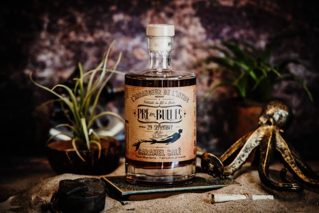 bouteilles de rhum aux étiquettes personnalisées pour le festival Pré en bulle